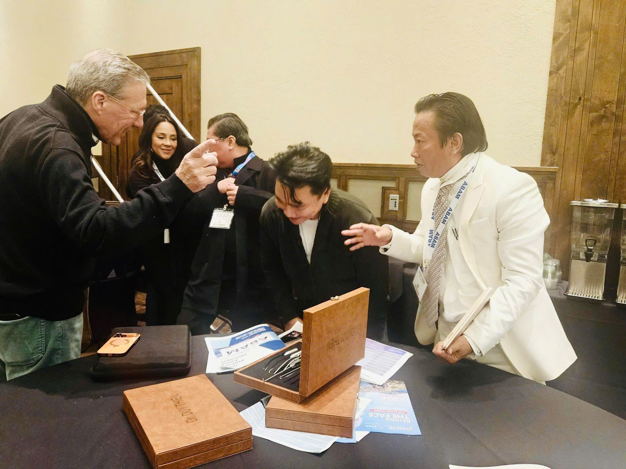 Ky-thuat-cang-da-mat-noi-soi-da-lop-bs-thien